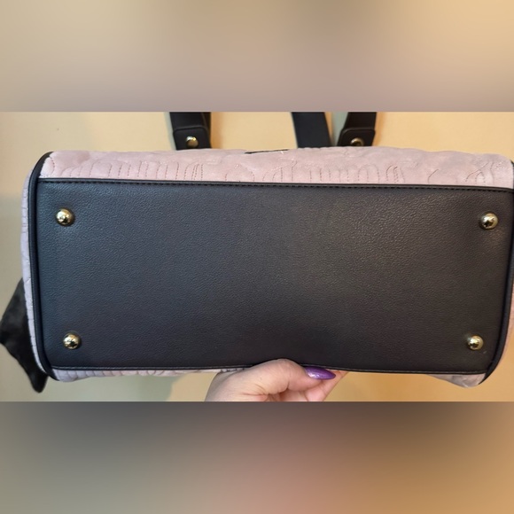 Juicy Couture Blush and Brown Velvet Bow Shoulder Tote - Picture 6 of 12